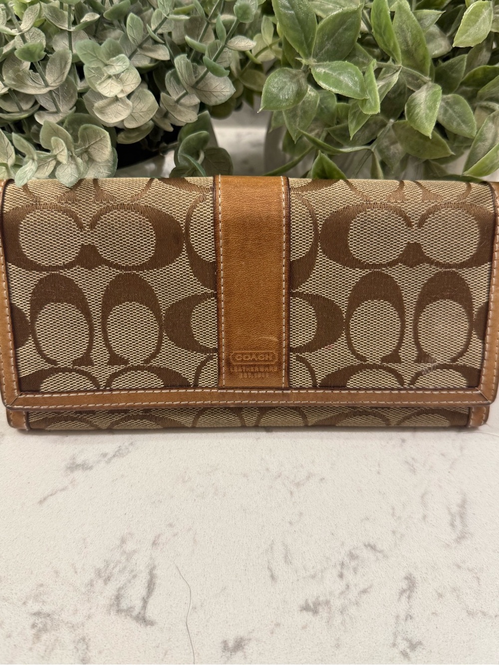 Coach Signature Women's Leather Long Wallet Canvas Jacquard Canvas Used